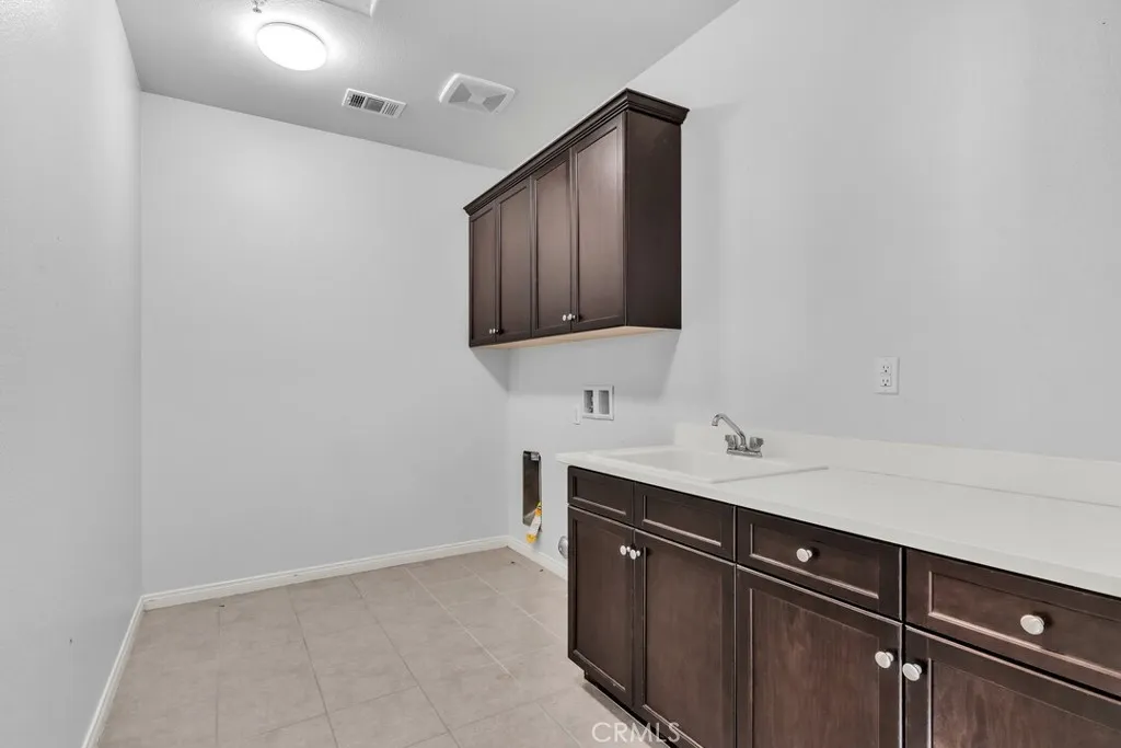 24038 Montecito, Wildomar, California 92595 home-pic-34